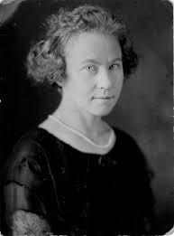 Hilda Regina Larson Moss (1897-1985)