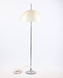 Verchromte Tulip Stehlampe Mit Schirm Aus Glasfaser 1960er Bei