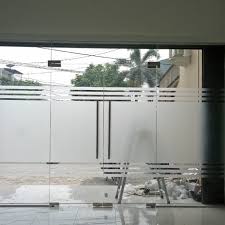 Meskipun tak dapat dibentuk atau diatur ukuran kaca tempered diatur sesuai keinginan, namun tetap bisa disiasati penggunaannya. Jual Pintu Kaca Tempered 12mm Jakarta Barat Victory Glass Tokopedia