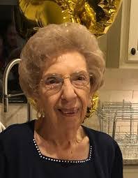 Lloyd Wynn's Instagram, Twitter & Facebook