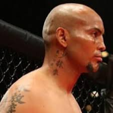 Gian Villante vs. Joseph Keneth Reyes, Ring of Combat 33