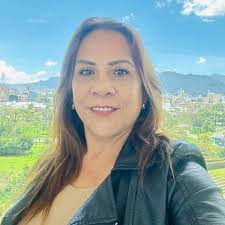 Raquel Páez updated her profile picture.