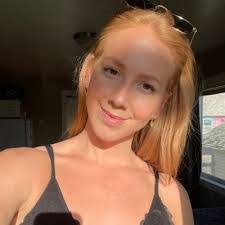 Jennifer Sapp's Instagram, Twitter & Facebook