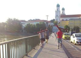 Finde hier alle deutsche bank passau filialen und deren standorte und öffnungszeiten. Hochwasserhilfe Der Deutschen Bank Deutsche Bank Verantwortung