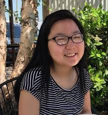 Shelly Tsang's Instagram, Twitter & Facebook