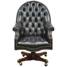 Deep Tufted Black Leather English Chesterfield Style Rolling Office Desk Chair In 2020 Office Chair Vintage Office Chair Black Office Chair