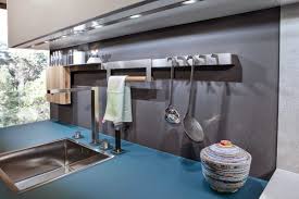 Pues bien, con esta novedosa cacerola con compartimientos es posible hacerlo en el libro de cocina de una vitoriana. Accesorios De Cocina Para La Pared Para Tener Todo A Mano Cocinas Con Estilo