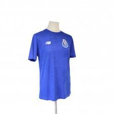 In addition to the domestic league, porto participated in this season's editions of the taça de portugal, the taça da liga and the uefa champions league. Fc Porto Football Shirts 2021 2022 Foot Store