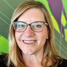 Claire Mayer's Instagram, Twitter & Facebook