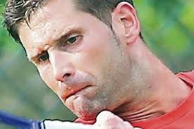 Stephen McCausland set to lock horns with pal Aaron