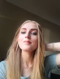 I'm 52 years old I've done alot of jobs I was a cna for 17 years I'm now  disabled I'm looking for extra side jobs unfortunately even tho I get full  disability