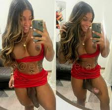 Eeubacelar voluptuous body shot showcasing her massive shemale cock