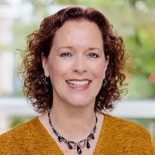 Genevieve Lyons's Instagram, Twitter & Facebook