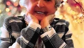 Sharon Devault's Instagram, Twitter & Facebook