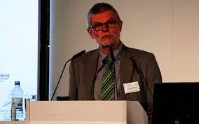 Imago images/ulmer pressebildagentur via reuters connect. Vortrag Marx Fluchtlingsschutzsymposium Evangelische Akademie Zu Berlin