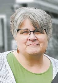 Linda Deforge's Instagram, Twitter & Facebook