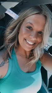 Addie Fowler's Instagram, Twitter & Facebook