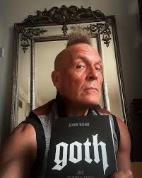 Great to see the legendary Kenny Morris from #siouxsieandthebanshees again  in #cork where I did a sold out talk