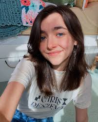 Wow, I've been gone for a MONTH?! That's crazy!!! In the longest Weird  Wednesday ever, we talk about pineapple