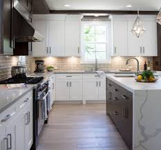This incredibly simple and elegant design features five flat piece doors with flat recessed center slab panels and without the frame bevel, providing a clean and straightforward appearance. Modern Flat Panel White Wash Kitchen Cabinets Page 1 Line 17qq Com
