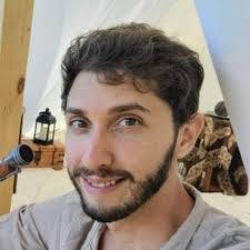 Tyler Manis's Instagram, Twitter & Facebook