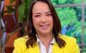 En una entrevista, adamari lópez confesó que su divorcio de luis fonsi le dolió más que su enfermedad, motivo por el cual existe un repudio hacia el cantante puertorriqueño, quien disfrutó de lo lindo desde la playa junto a su esposa, la modelo española agueda lópez. Adamari Lopez Tells Us How She Faced Her Divorce With Luis Fonsi World Today News