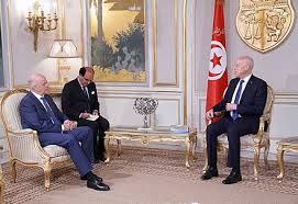 Dendias'ın türkiye ile ilgili twitter'dan yaptığı ithamlar şu şekilde: Nikos Dendias Wikiwand