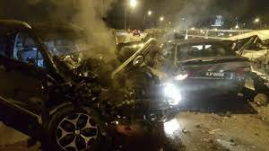 The news comes as the final 54 minutes of communication aboard the stricken aircraft were revealed today by the telegraph. Singapore Jb 3 Car Causeway Accident