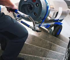 Ohne diese zu beschädigen, auch bei holztreppen. Elektrische Treppensteiger Treppenraupen Treppensteiggerat Treppenhebehilfe Personentransporter Fur Die Beforderung Von Lasten Oder Personen Uber Treppen Sano Transportgeraete Gmbh