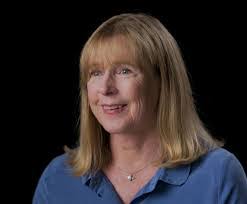 Bernadette Dooley's Instagram, Twitter & Facebook