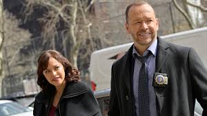 Frank reagan is the new york police commissioner and heads both the police force and the reagan brood. Blue Bloods Official Site Watch On Cbs