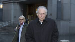 Bernie madoff with ruth madoff and mark madoff in 2001getty images. Ihf46casjzn0im