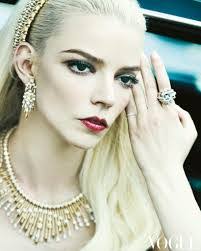 Tiffany Eagle's Instagram, Twitter & Facebook