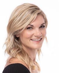 Lauren Pugh's Instagram, Twitter & Facebook