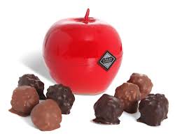 Pomme D Amour Saint Valentin Par L Atelier Du Chocolat C Atelier Chocolat Pomme D Amour Chocolat Saint Valentin