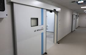 Many closet sliding doors feature mirrors. Sliding Airtight Door Sp450 Spenle