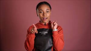 Vite remarquée, marc dorcel signe avec elle un contrat d'exclusivité et lui fait tourner ses seuls films x. Throwback Thursday Zo Ziet Mega Mindy Er Nu Uit Npo3 Nl