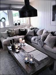 29 Beautiful Black And Silver Living Room Ideas To Inspire Deco Salon Mobilier De Salon Decoration Interieure