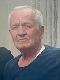 Ali Rıza Bey'e yakın iki kalemden okulumuz 1968 yılı mezunu değerli  kardeşimizin sonsuzluğa ulaştığı haberini aldım. Ne denli zor bu tür  haberleri duyurmak. Neylersin, vakti gelen ayrılıyor hüzünler bırakarak.  Başsağlığı dileklerim, acıyı