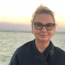 Annika Bernstein's Instagram, Twitter & Facebook