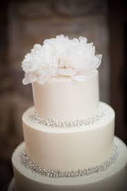 7 Sweet Simple Wedding Cakes Weekly Wedding Inspiration Simple Wedding Cake Wedding Cakes Small Wedding Cakes
