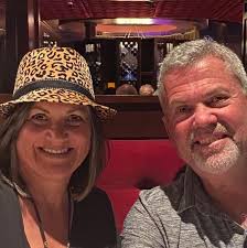 I just want to say the new owners of Dairy Queen are doing an amazing job!  We eat there all the time now because everything is always fresh and  delicious!! Keep up