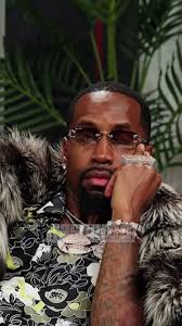 I'm not a huge Taylor Swift fan but y'all gonna make me become a Swiftie  because I don't like bullies"