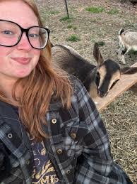 Gary Lesh's Instagram, Twitter & Facebook