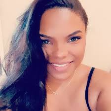 Débora Gomez (@d.e.b.o.r.a_g.m.z) • Threads, Say more