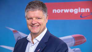 Geir karlsen dro inn drøyt 9,5 millioner i norwegian i 2020, etter en bonusavtale han inngikk året før. Norwegian Air Appoints Karlsen As New Ceo