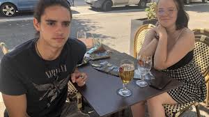 Maybe you would like to learn more about one of these? Que Pensent Les Aixois De La Mise En Place Du Pass Sanitaire L Essor Savoyard