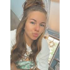 Is the wing trick true? Can you tell the gender by the photo?