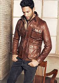 4 Gafes Que Cometemos Ao Usar Jaqueta Que Podem Destruir O Visual E Voce Nao Percebe Em 2021 Jaqueta De Couro Masculina Homens Bem Vestidos Ternos Masculinos Slim Fit