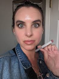 What about this one? And you better tuck them lips in too.